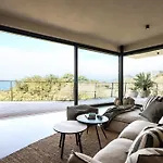 My Summer Lakeside With Pool And Hot Tub Bardolino