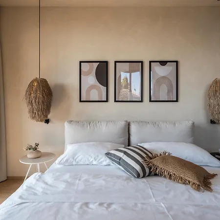 别墅 My Summer Lakeside With Pool And Hot Tub 巴多利诺