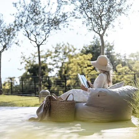 Вілла My Summer Lakeside With Pool And Hot Tub